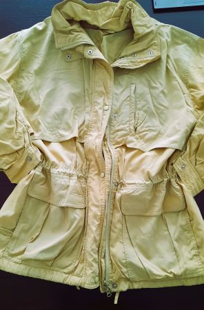 Wind - Jacke grün mit Kapuze, vielen Taschen, XL
