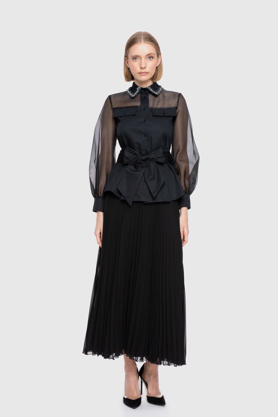 Camicette: Elegante schwarze Bluse mit transparentem Stoff Gr. 40 – Nuovo e nell'imballaggio originale da Schmiedrued venduto da visagistinalisha