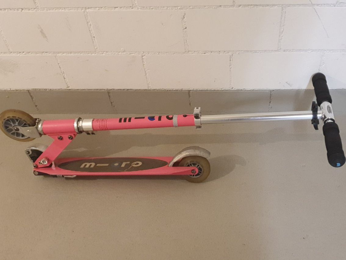 Micro Fahrzeuge für Kinder: Scooter – Gebraucht aus Winterthur von Epi52 1