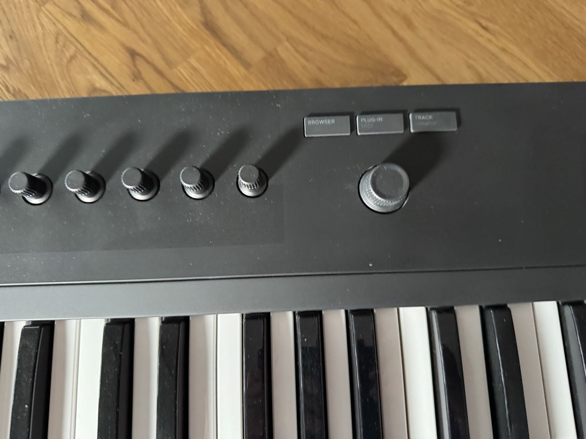 Native Instruments Musikinstrumente: Clavier maître Native Instruments Komplete Kontrol A49 – Gebraucht aus Biel/Bienne von gio_l5vq 3