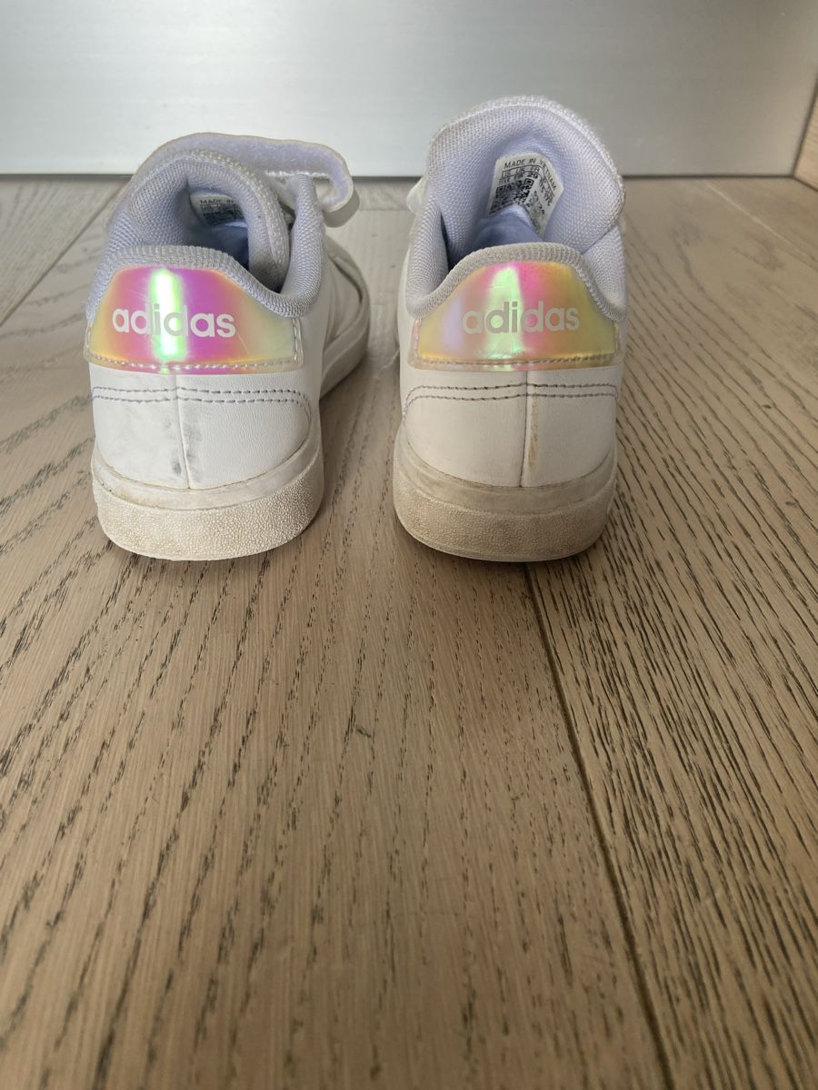 Adidas Scarpe per ragazzi: Sneaker Adidas 29 – Usato da Arbedo venduto da gregmccooper 2