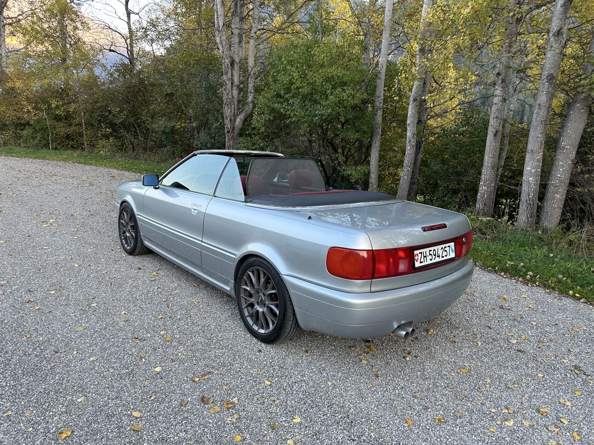 Audi Toutes les pièces auto: Audi 80 Cabriolet 2.6 – D'occasion à Au ZH par sara050