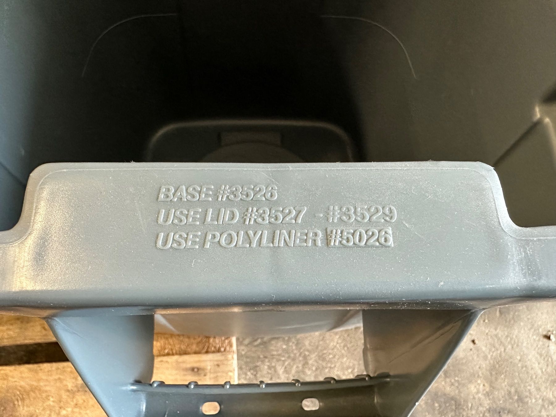 Contenitori & Simili: neuer Universalcontainer, quadratisch Rubbermaid – Nuovo (secondo la descrizione) da Necker venduto da liq24 6