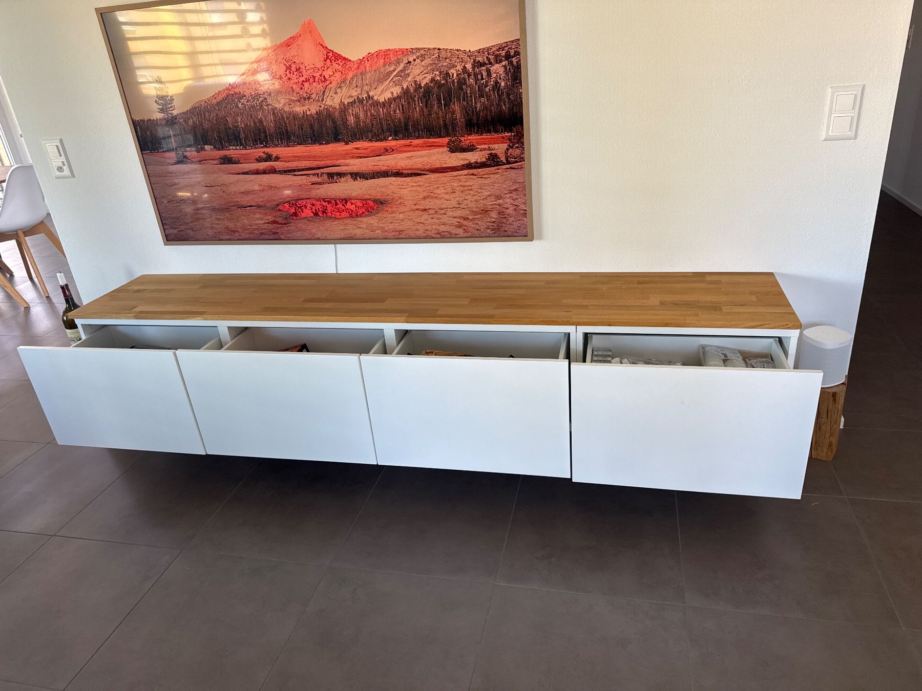 Mobili TV: Sideboard mit Echtholz-Eichenplatte und Philips-Hue-Licht – Usato da Zofingen venduto da reevb 3