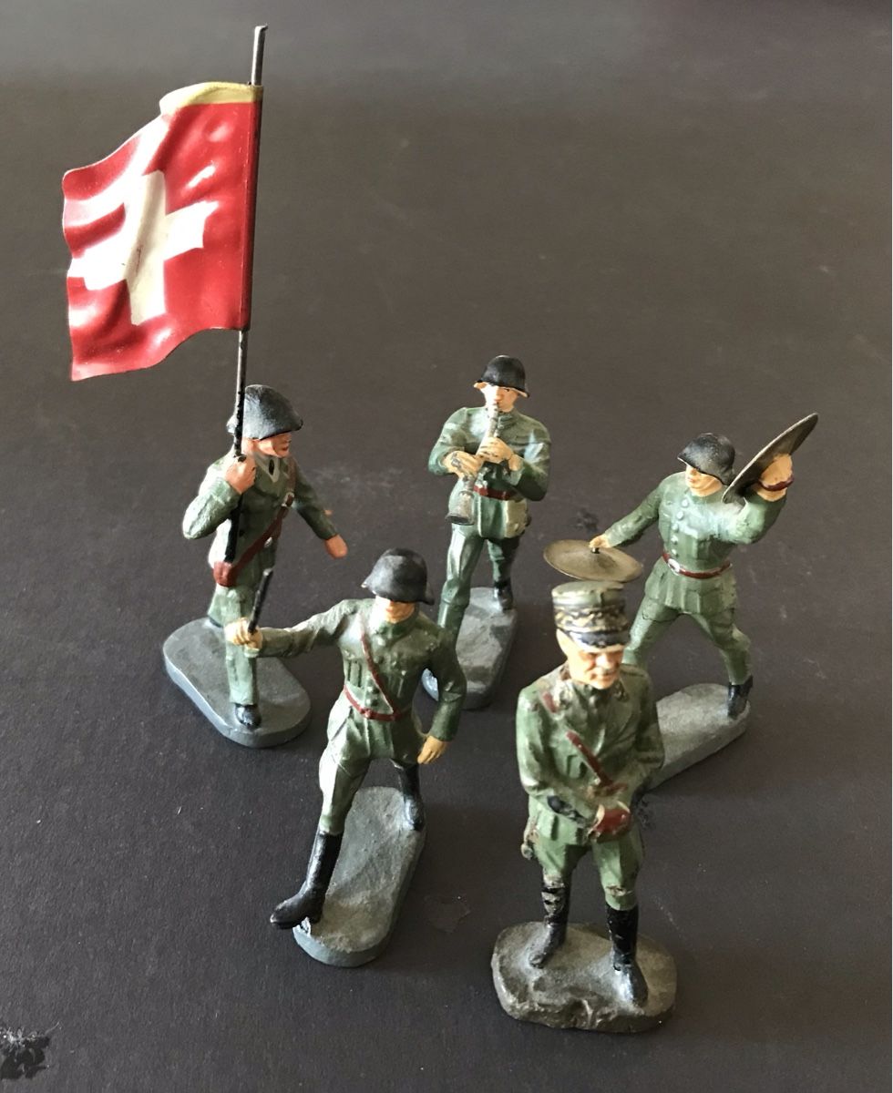 Elastolin Giocattoli: Figurines soldats suisses 5 pièces drapeau musique Elastolin – Usato da Penthaz venduto da Petrus45 6