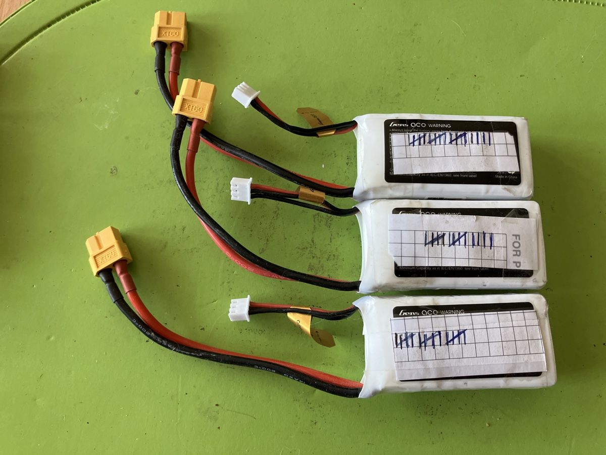 RC Modellbau: Lipo 2S 1300-1500mah – Gebraucht aus Conthey von Skycrane72 1