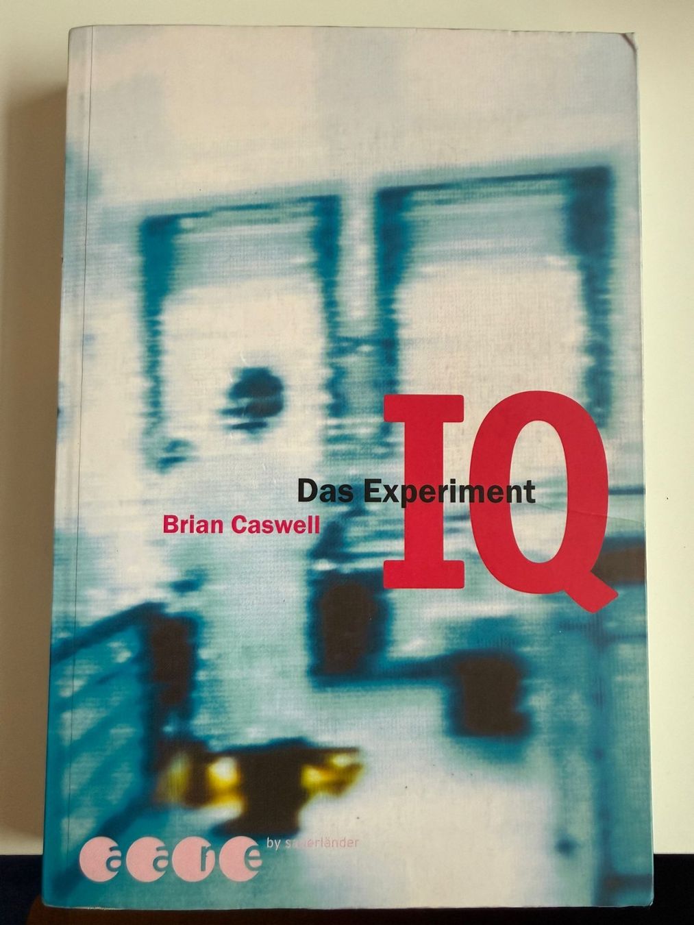 Bücher: IQ - Das Experiment – Gebraucht aus Zweisimmen von Mousie