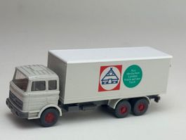 RI- Wiking Mercedes 2223 Koffer aus Deutschen Landen