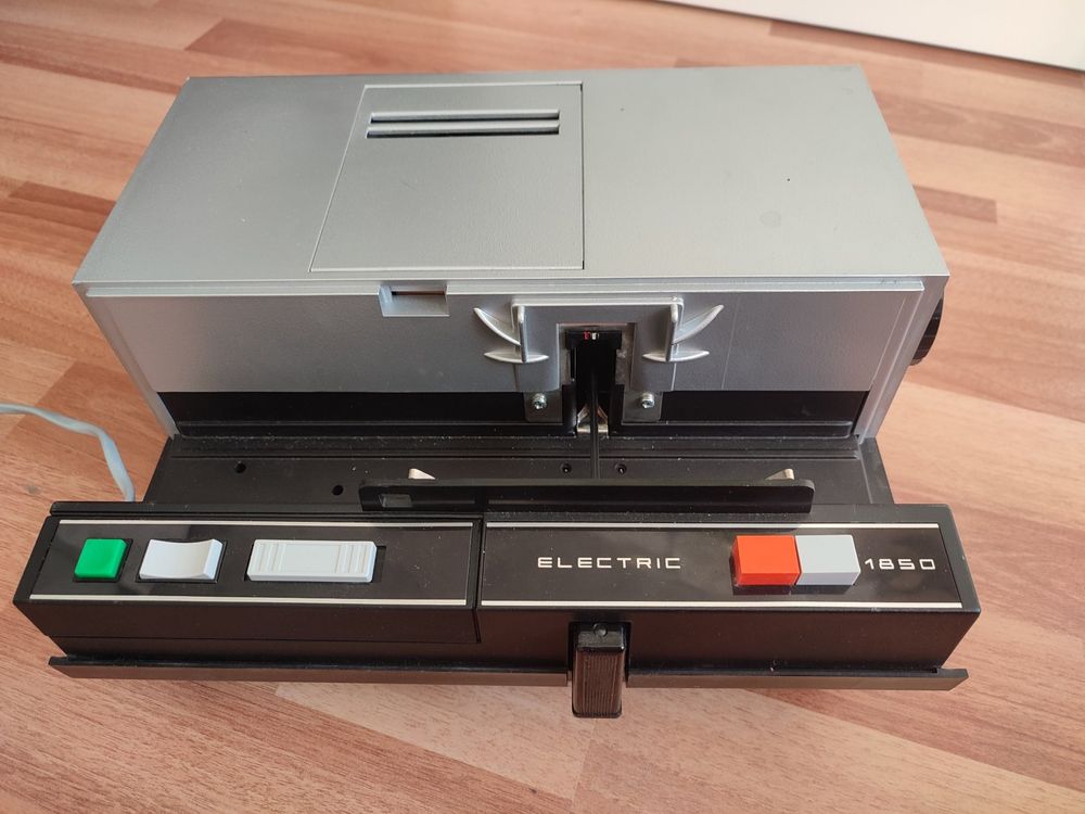 Braun PAXIMAT 915 AFC Dia Projecteur de Diapositives Autofocus Multimag