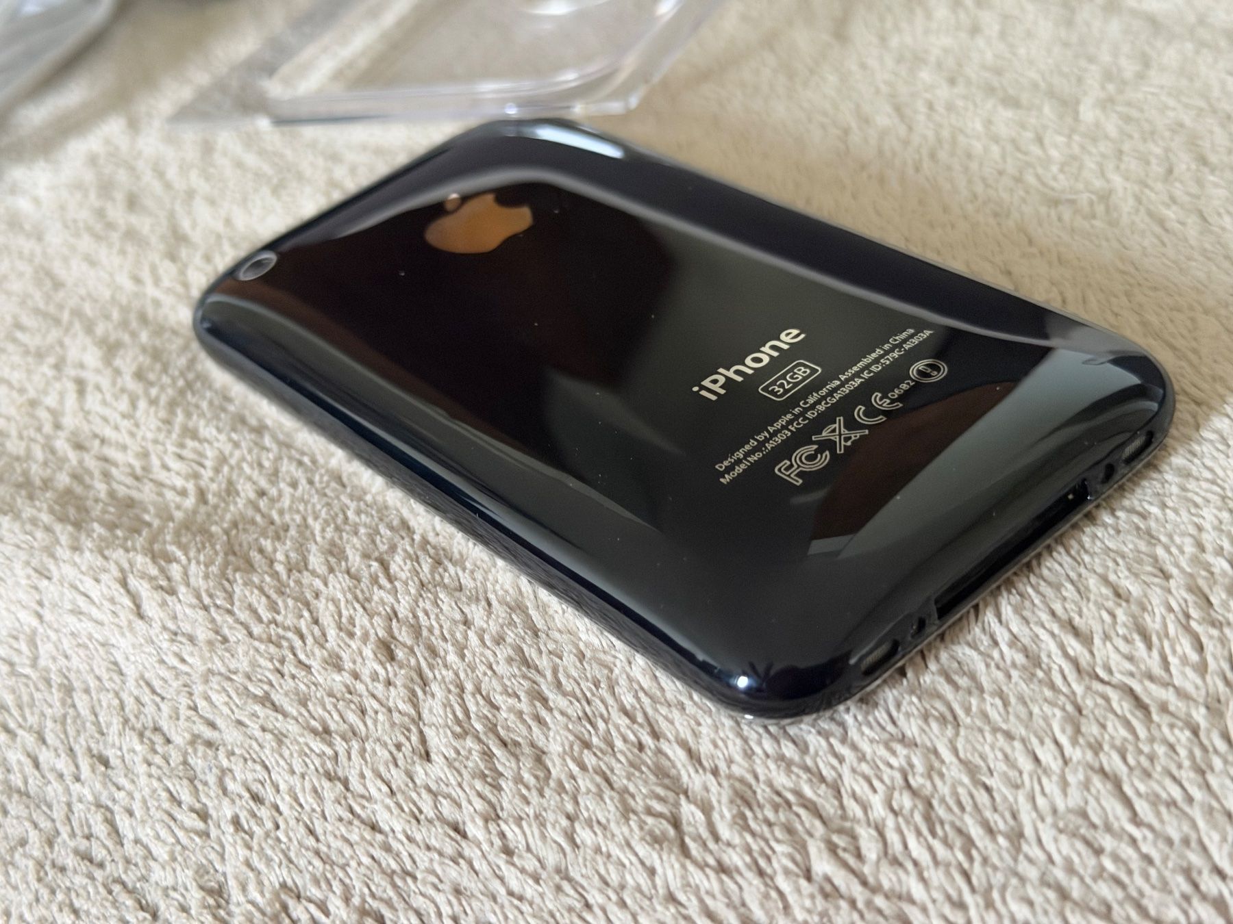 Apple Handys / Smartphones: Klassisches iPhone 3GS, 32GB - A1303 Sammlerstück – Defekt aus Aarau von KorgPA 9