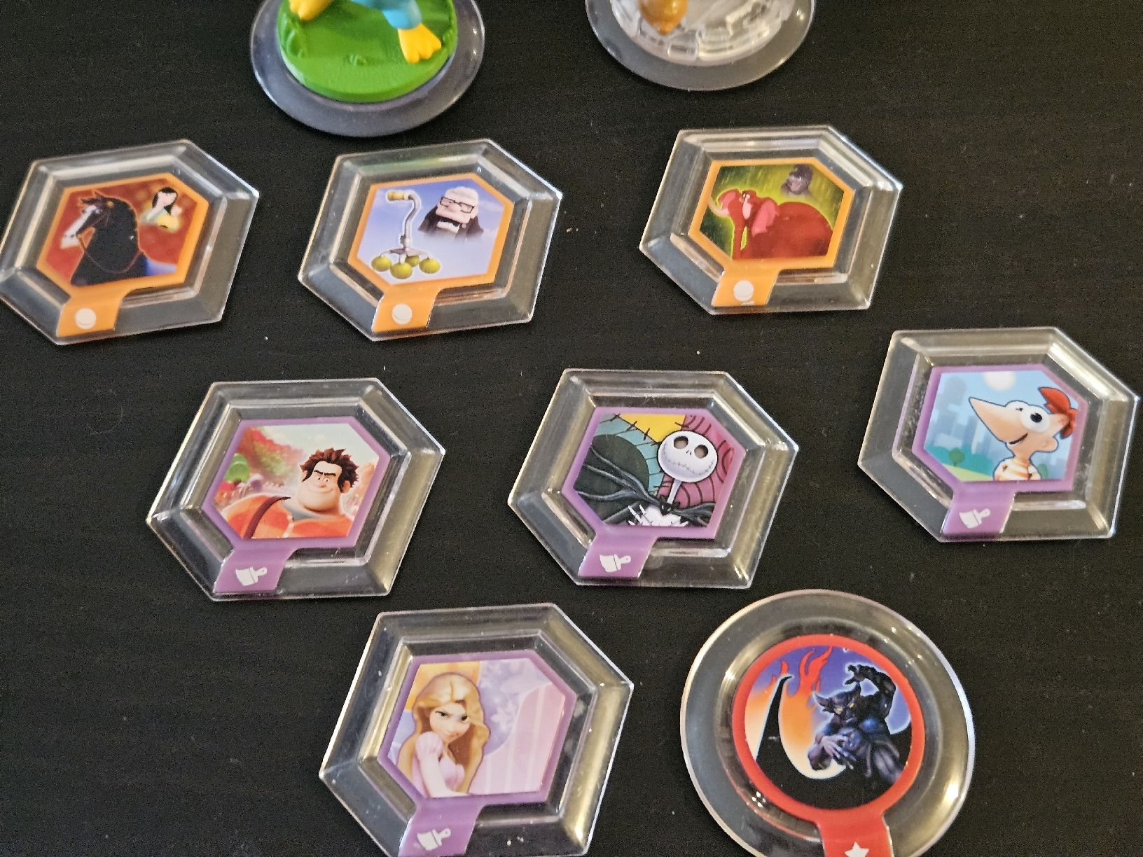 Disney Statuette: Disney Infinity Figuren und Power Discs Konvolut Sammlung – Usato da Oberdorf BL venduto da BaldenEagle 2
