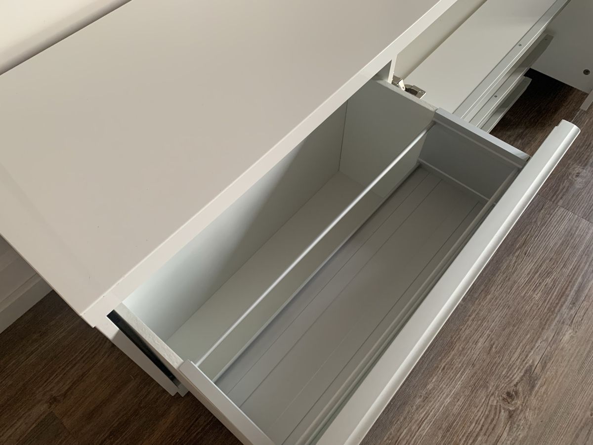 Mobili TV: TV Lowboard, Sideboard weiß glanz – Usato da Niederhasli venduto da Nati134 4