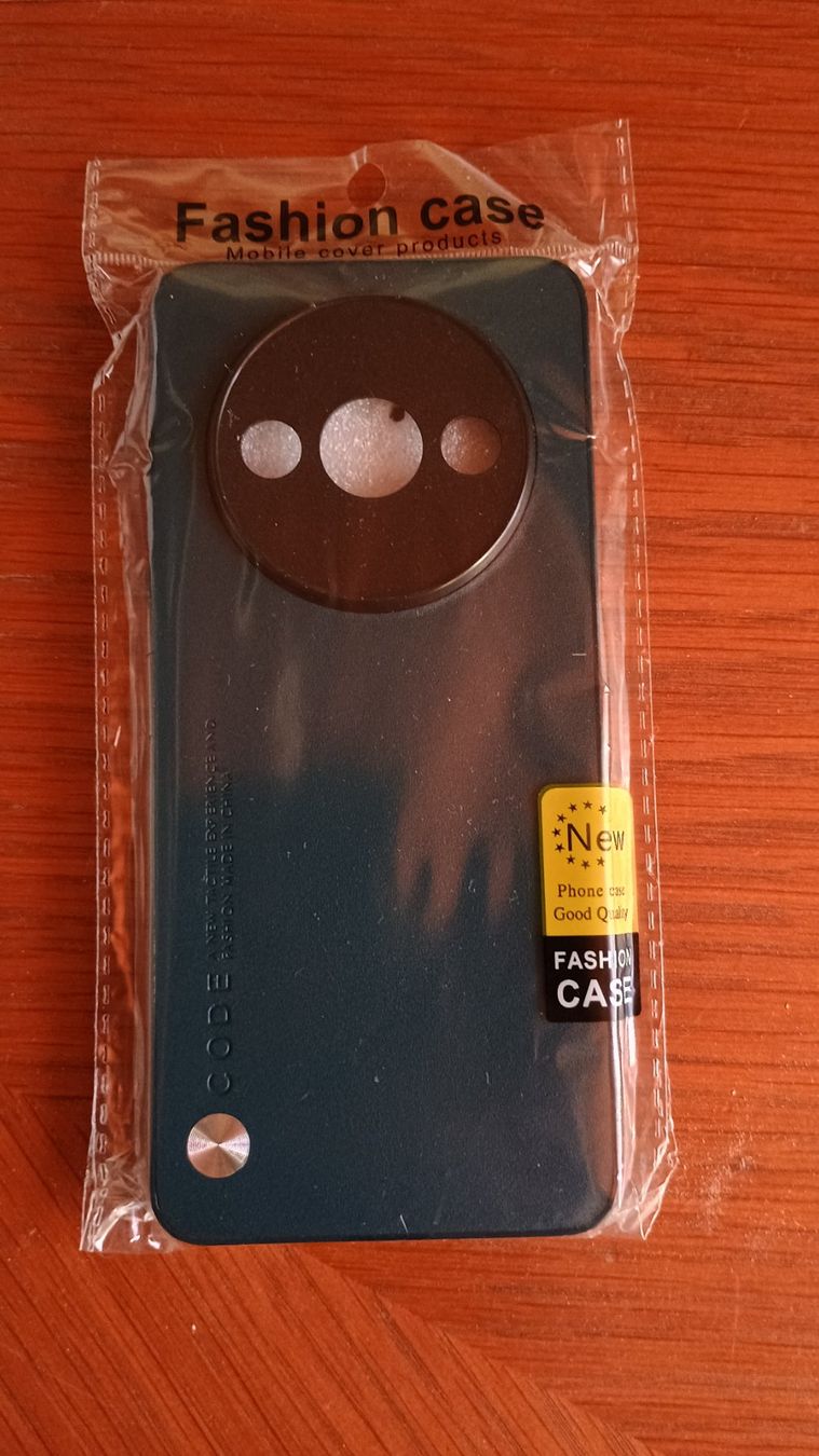 Xiaomi Cover & Protezioni schermo: Case Xiaomi Redmi A3 (neu) – Nuovo e nell'imballaggio originale da Rothrist venduto da GIWALD