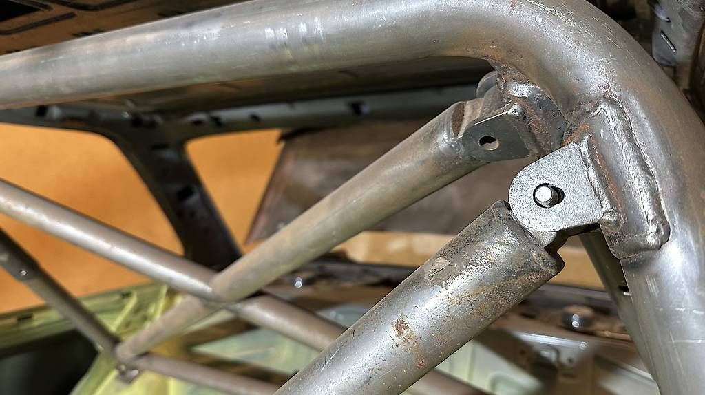 Alle Autoersatzteile: Überrollbügel BMW E30  – Gebraucht aus Burgdorf von NoQuestions 1