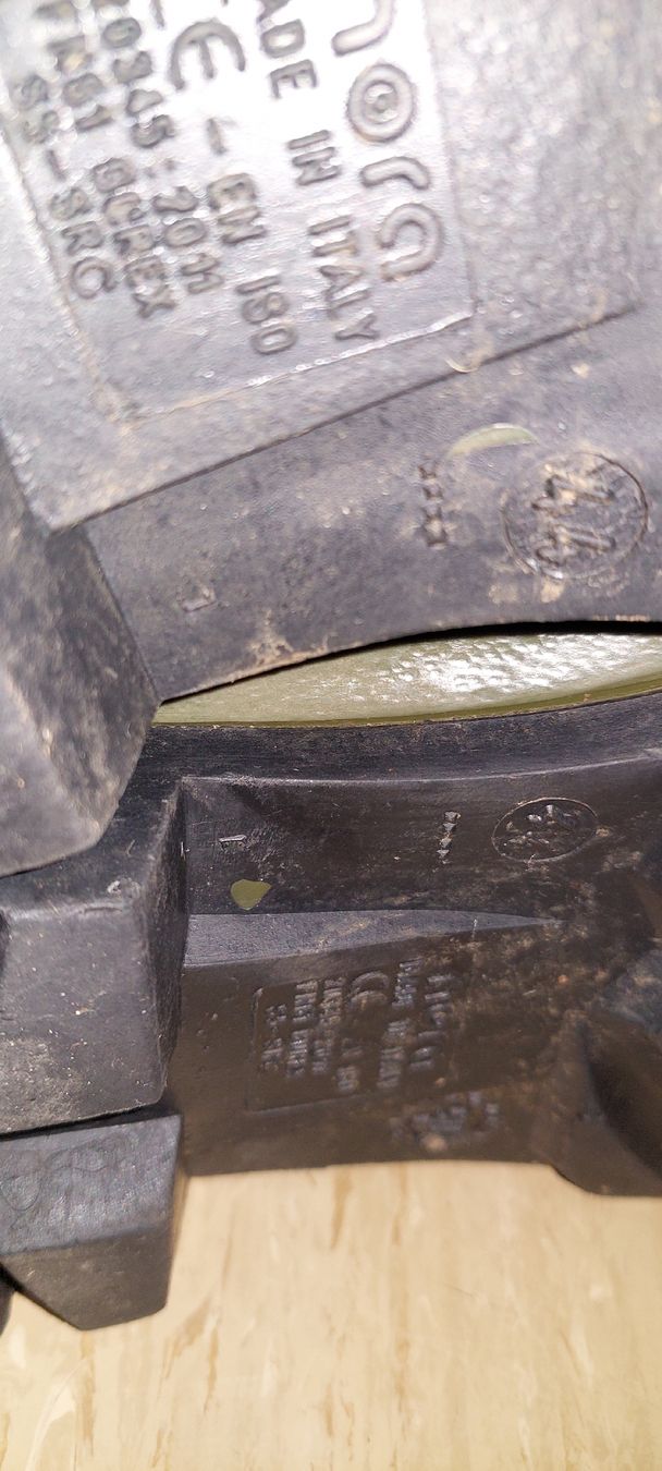 Scarpe da uomo: Stiefel 44 – Usato da Vorderthal venduto da Alpengaudi 2