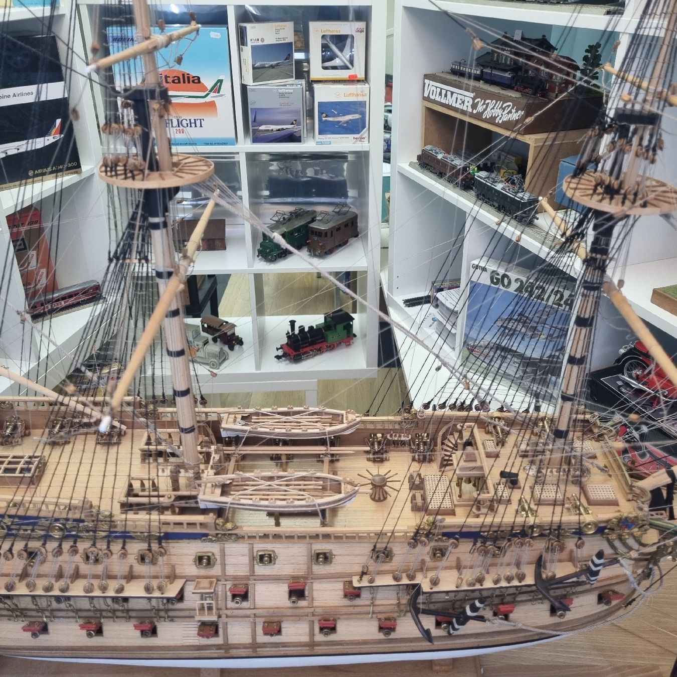 Kit di modellismo & Modellini statici: San Felbe 1663 1:75 75cm lang – Nuovo e nell'imballaggio originale da Männedorf venduto da Modellbau-wyss 4