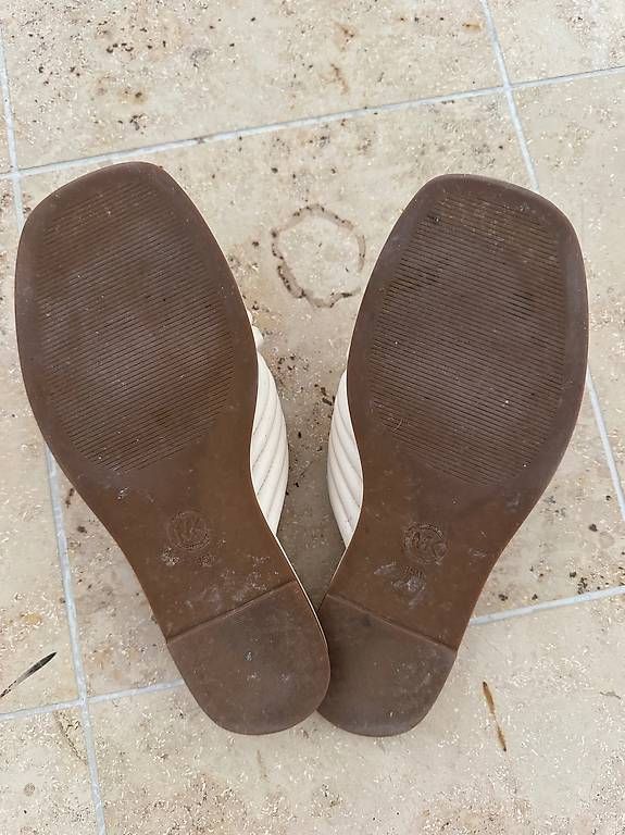 Scarpe da donna: Michael Kors Pantoletten Gr. 39 – Usato da Zürich venduto da _nushy 3
