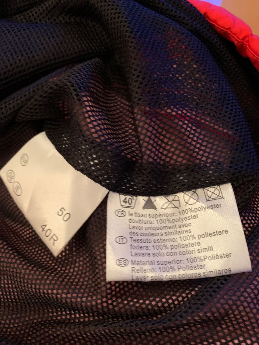 Jacken: Joli k-way rouge taille XL – Gebraucht aus MEYRIN von Gwendo10 3