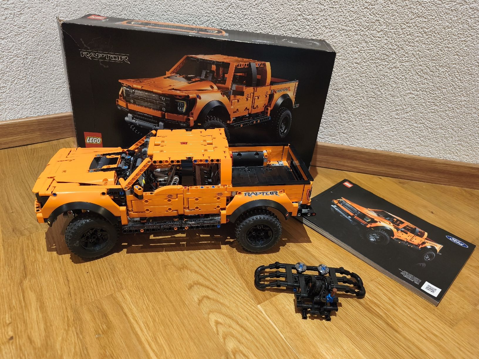 Lego Kit di costruzioni: Lego Technic Ford Raptor – Usato da Diessbach b. Büren venduto da anjadi