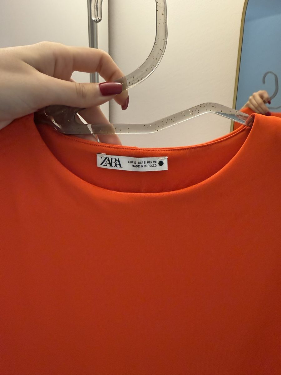 Zara Top: Long-sleeve bodysuit – Nuovo e nell'imballaggio originale da Meggen venduto da nik_5g2v 2