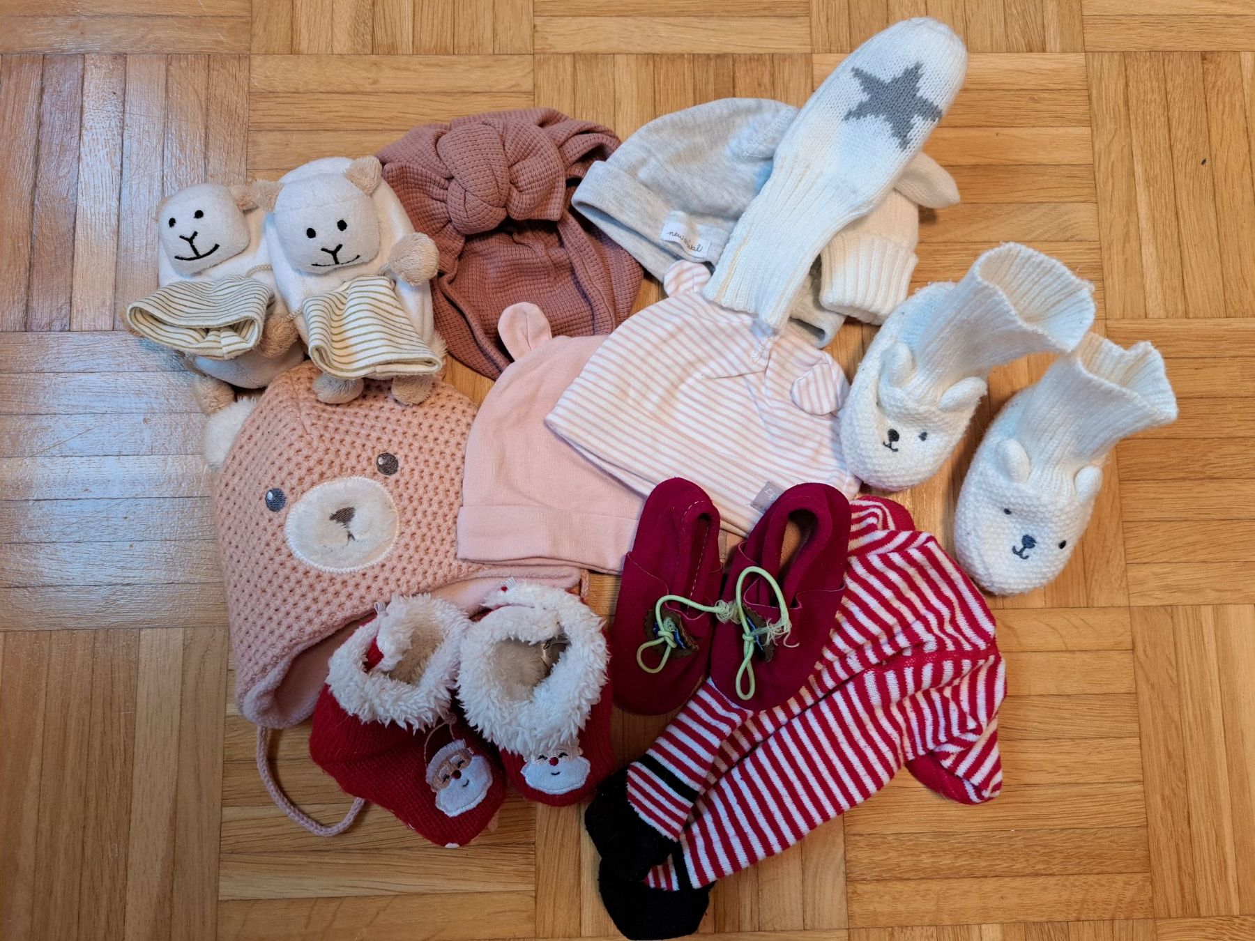 Lotti & Set di vestiti: Wunderschönes 44 teiliges Kleiderpaket Grösse 62, mit Strick – Usato da Winikon venduto da nic_2kjk 9