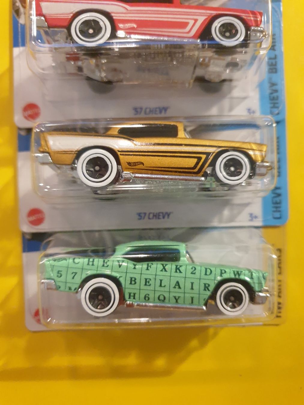 Hot Wheels Modellini d'auto: 3 x Hot Wheels '57 CHEVY – Nuovo e nell'imballaggio originale da Oftringen venduto da Rotor 2