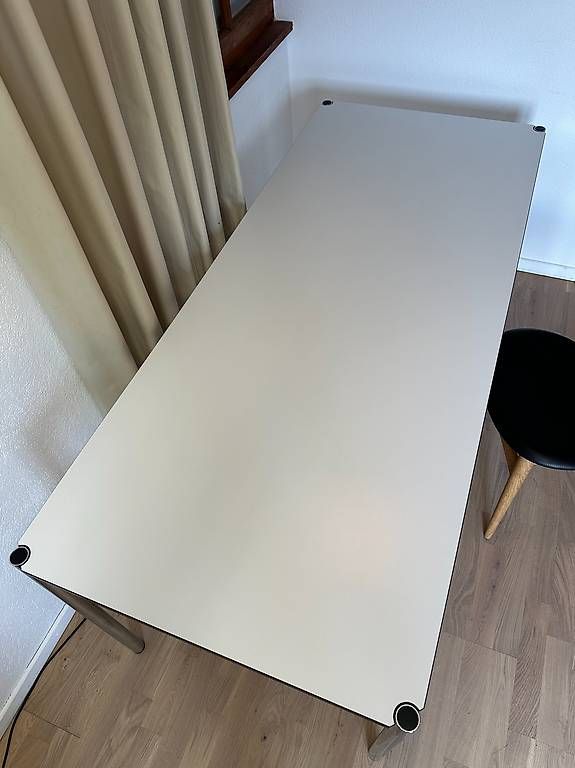 USM Scrivanie: Bureau USM Haller en stratifié gris perle // Ref. AY0440 – Usato da Ravoire venduto da ARKY_s 3