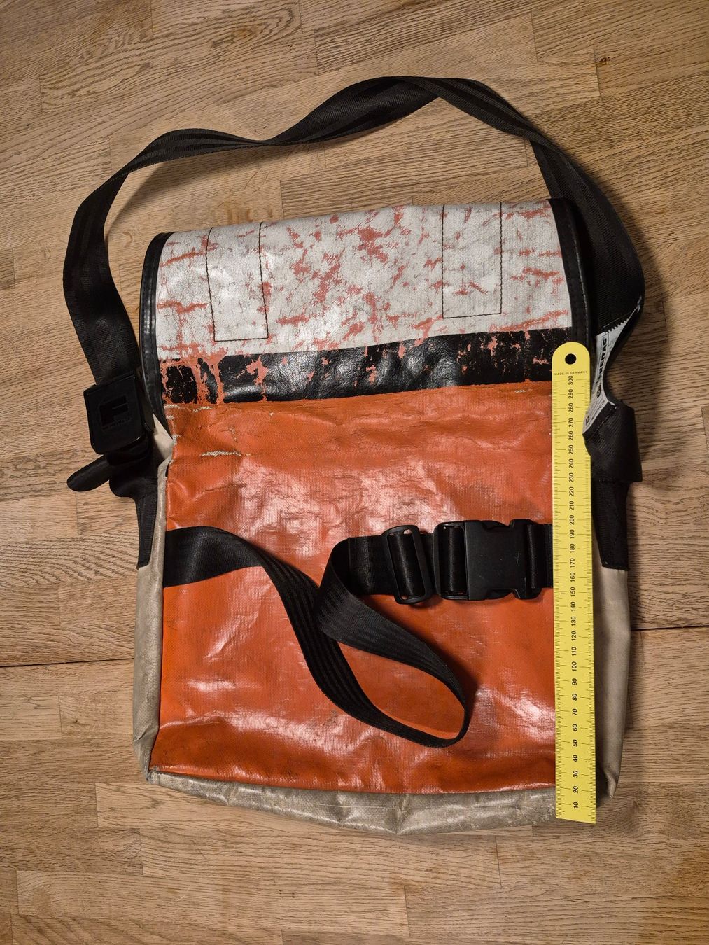 Freitag Taschen: Freitag Tasche, Velo-Courrier, A4 & A3 Format, Messenger-bag – Gebraucht aus Zürich von Korallenfisch 6