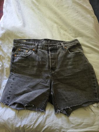 Levis 501 90s Premium Shorts, Grau, Top Zustand, Sommer!