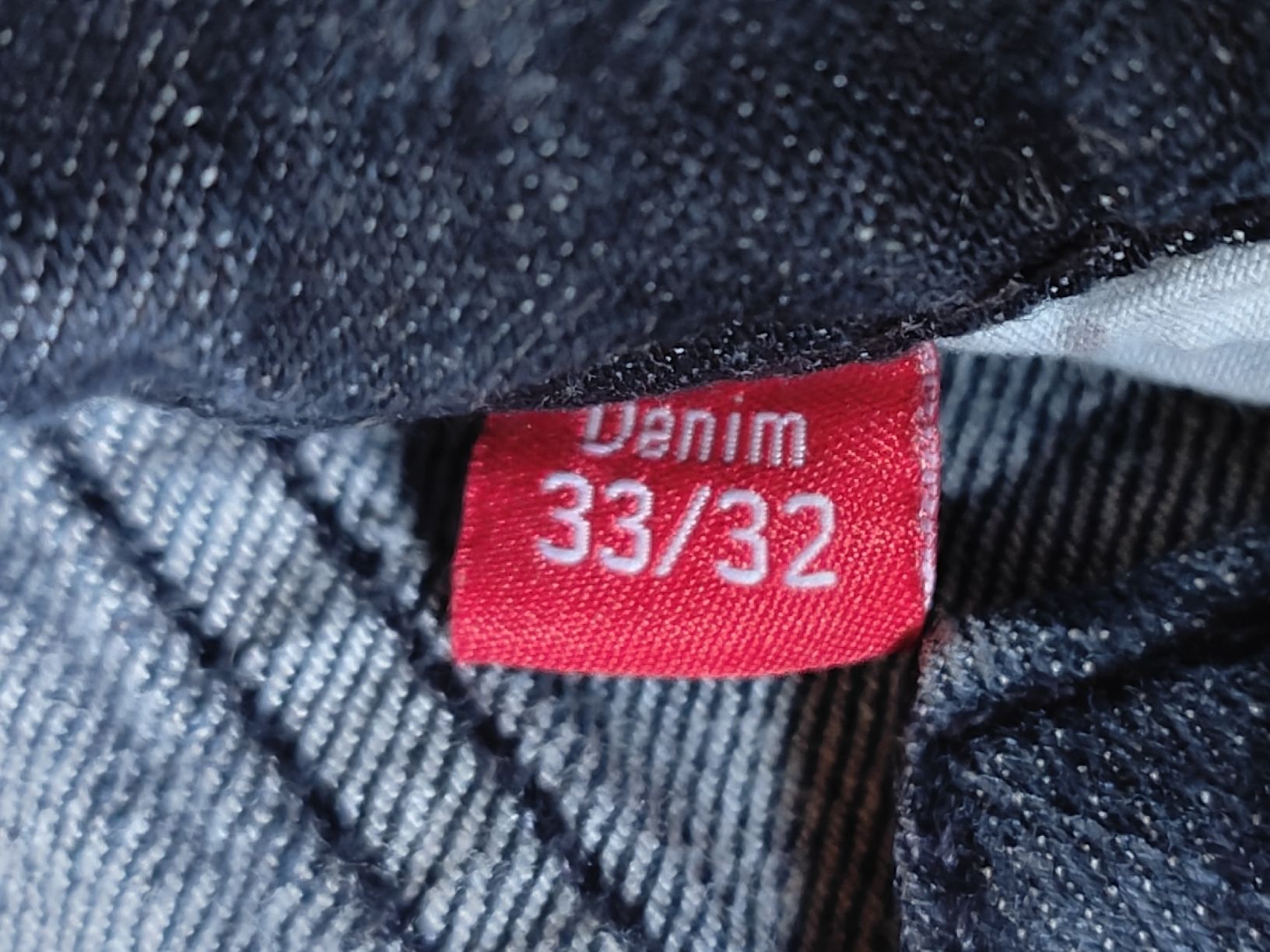 Esprit Jeans: Jeans EDC by Esprit 33/32 – Usato da Penthalaz venduto da Cortis 3