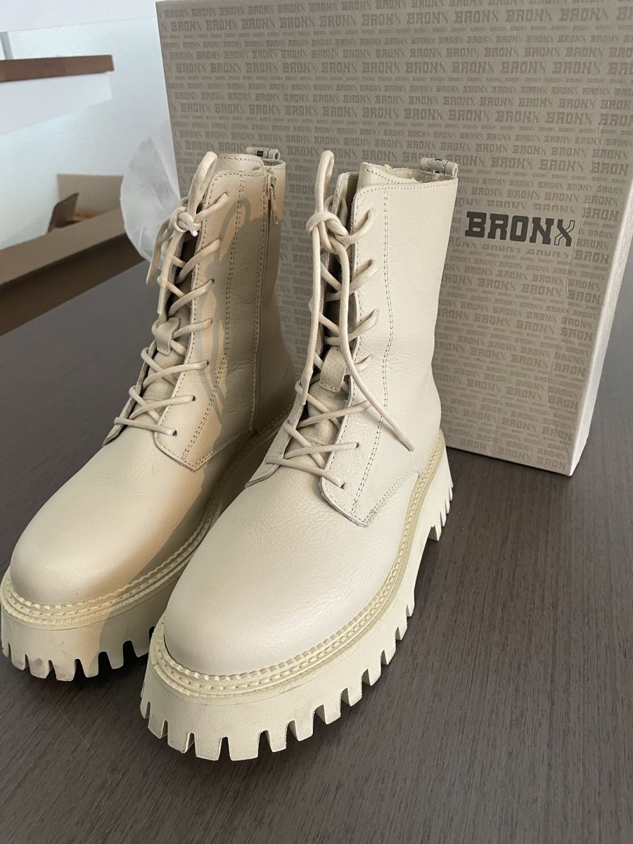 Damenschuhe: Bronx Stiefel – Gebraucht aus Olten von aud_2jf7 2