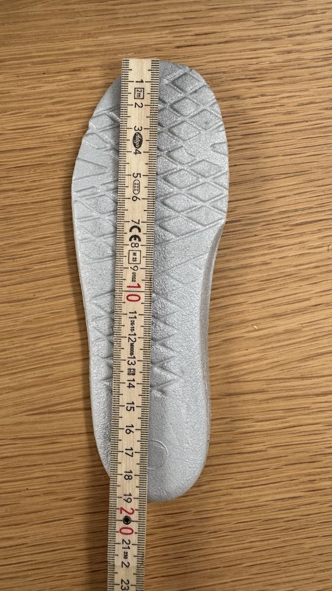 Lowa Scarpe per ragazzi: Winterstiefel Lowa Gr. 31 – Usato da Zürich venduto da nadyasuv 4