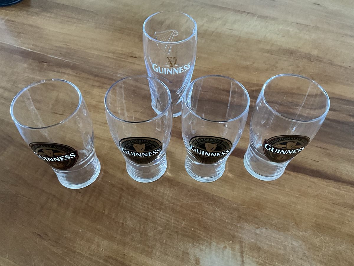 Guinness Bicchieri: Lot de 5 verres à bière Guinness – Usato da Ligerz venduto da SparkleX 1
