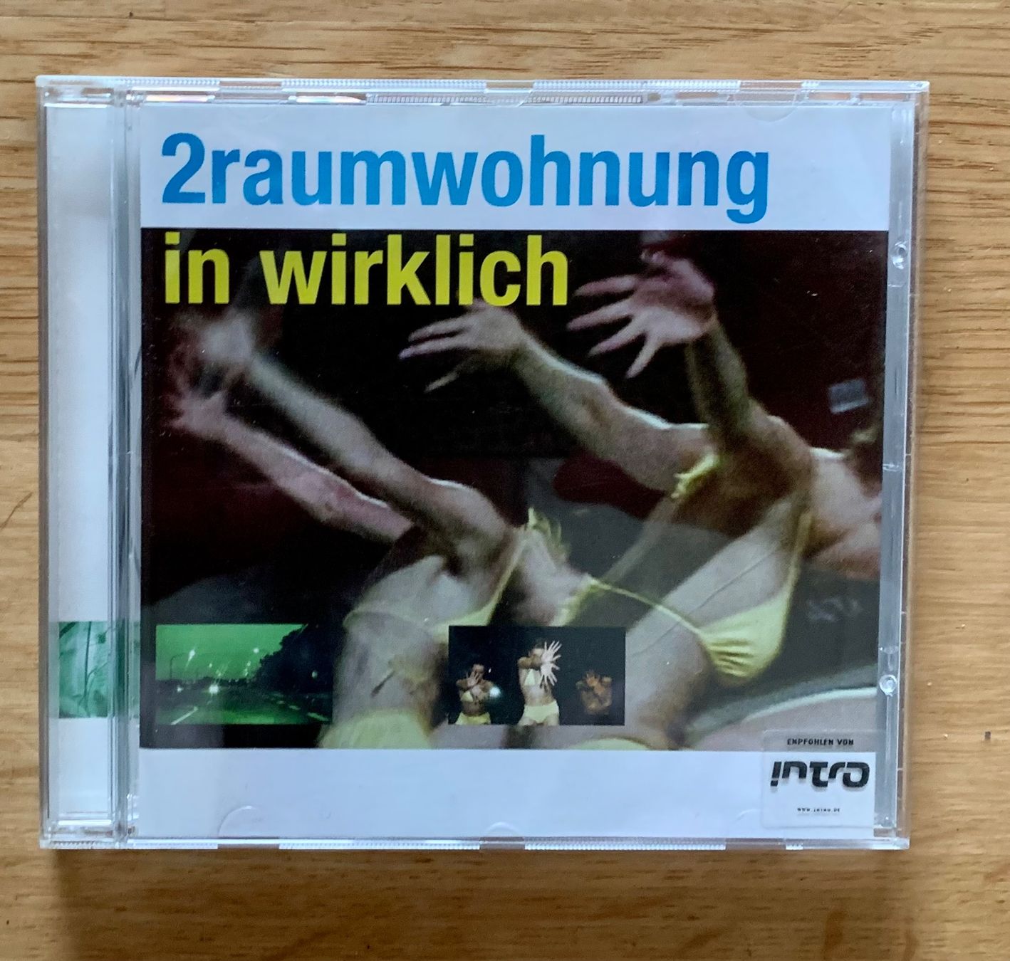 CD: 2raumwohnung in wirklich – Usato da Zürich venduto da Fieber