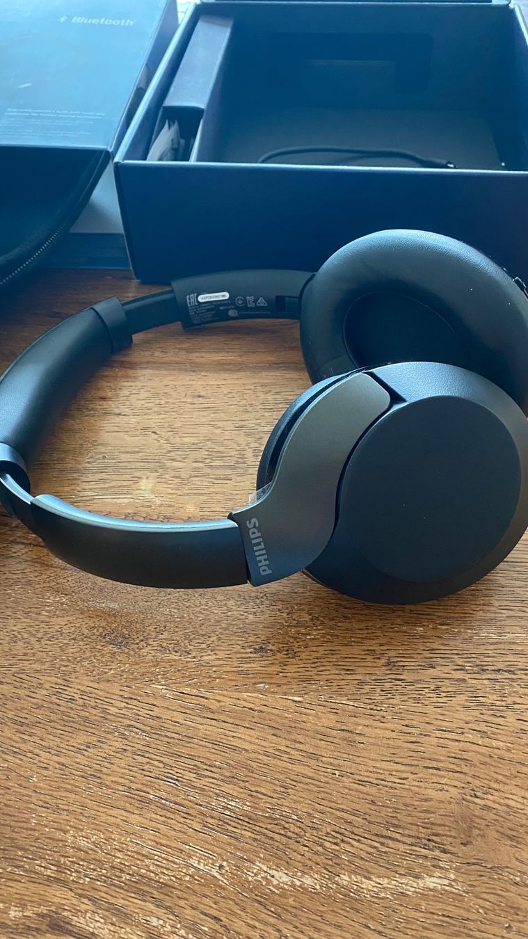 Philips Casques audio: Philips Kopfhörer 8000 Serie Over Ear Bluetooth ANC – D'occasion à Oberhasli par Kantenspringer 5