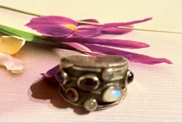 Silberring mit Amethyst und Mondstein