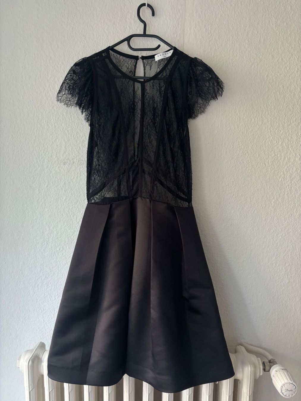 Sandro Kleider: Beautiful Sandro lace dress size 2 – Neu und originalverpackt aus Genève von Bella_909 1