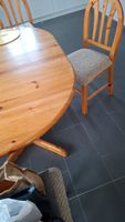 Esstisch Holz massiv, rund/oval mit 4 Stühlen 