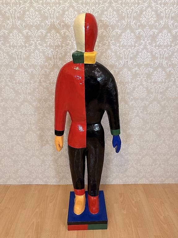 Figuren: Kasimir Malewitsch Pappmachée Figur Sportler', 1996 – Gebraucht aus Nidau von Nintschgu