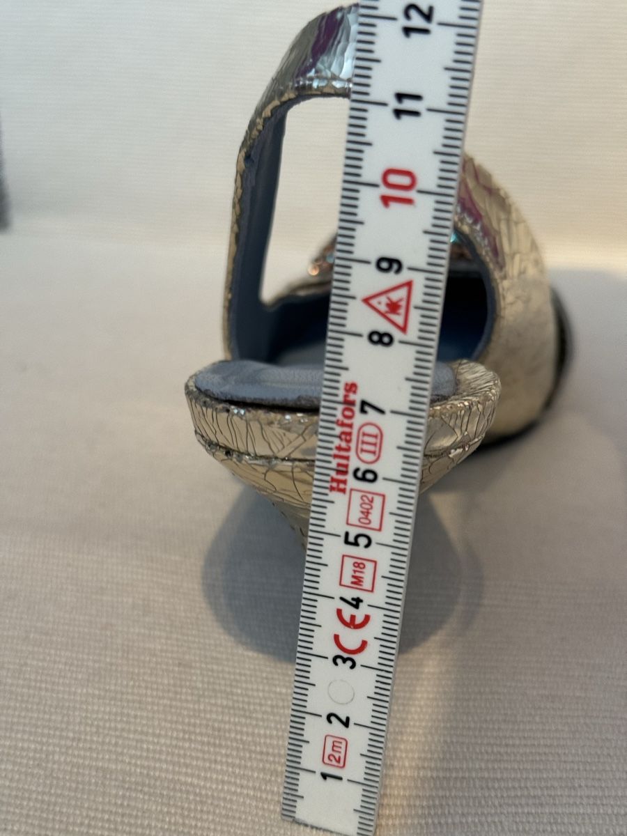 Kennel + Schmenger Damenschuhe: Kennel und Schmenger Slingpumps in Silber – Gebraucht aus Birr von sfe_rhj7 5