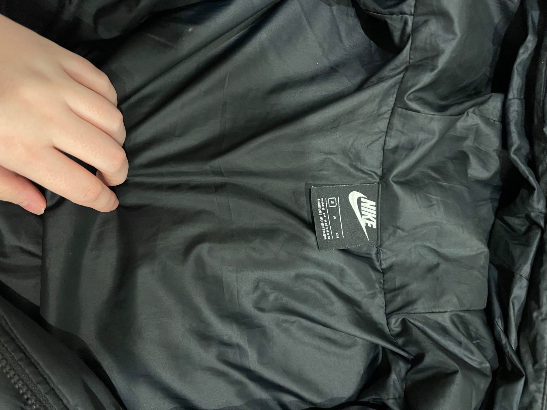 Nike Vestes: Jacket – D'occasion à Tramelan par adi_n5lb 2
