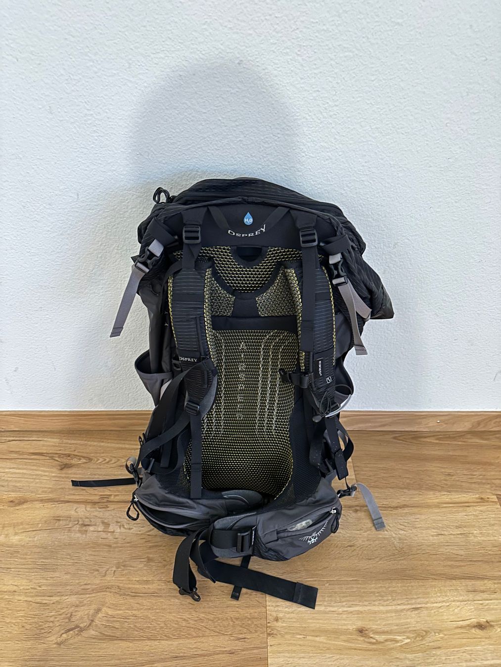 Osprey Sacs à dos: OSPREY ATMOS AG 65 – D'occasion à Zug par 60CC 1