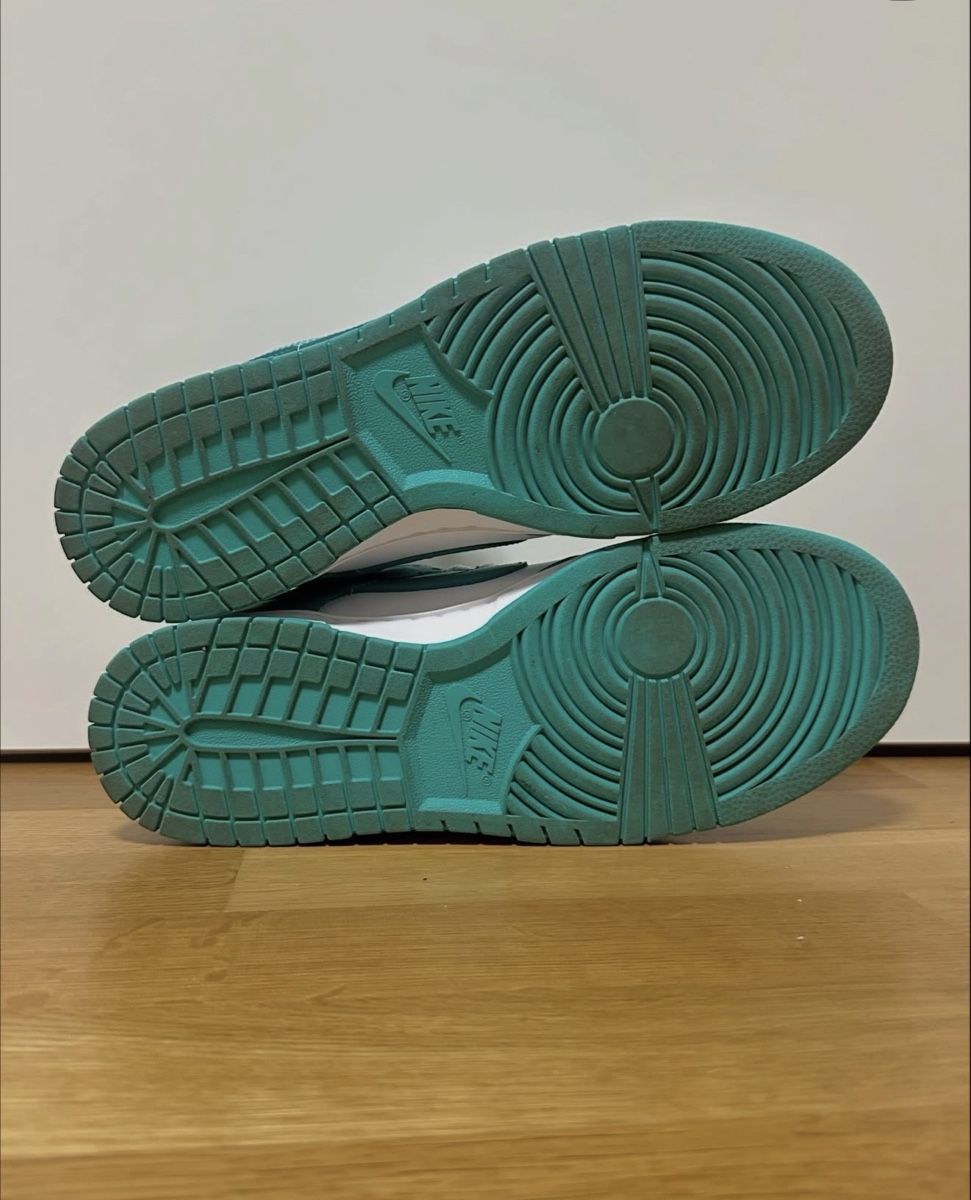 Nike Scarpe da uomo: Nike Dunk Low "Clear Jade" – Usato da Basel venduto da Kevinbuckcards 3