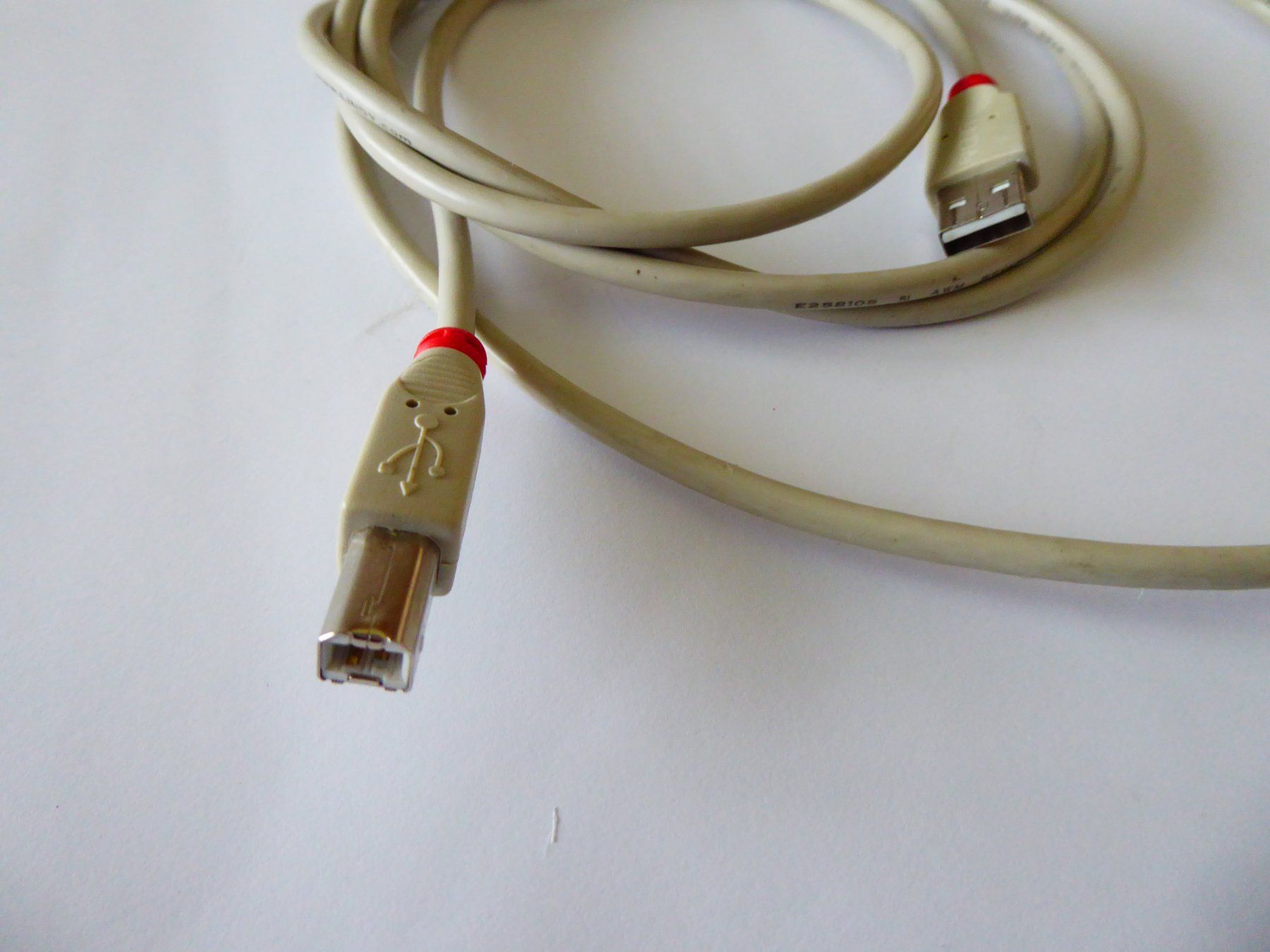 Kabel: USB Kabel, 2,0m Länge – Gebraucht aus Turbenthal von Panau 1
