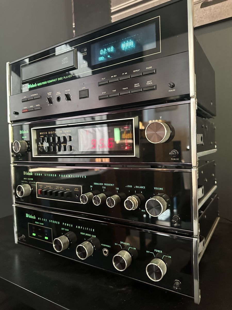 McIntosh Amplificateurs: Mcintosh ensemble – D'occasion à Vevey par Dborg 1