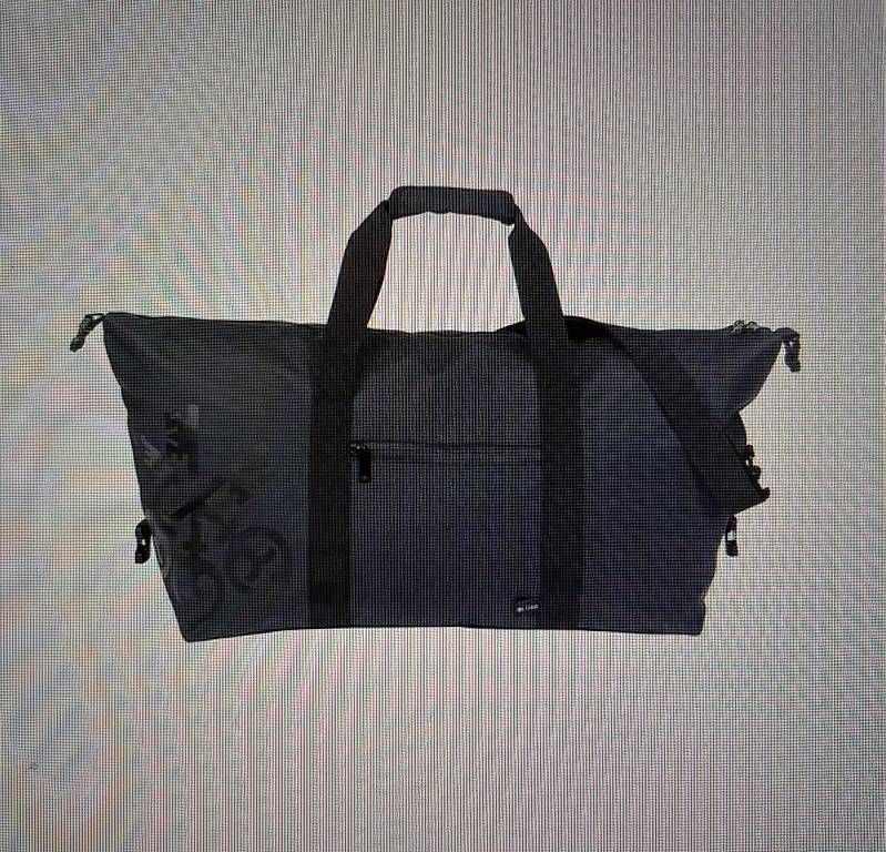 Borse: Duffle bag UBS – Nuovo (secondo la descrizione) da Glattpark(Opfikon) venduto da N.Naumkin 1