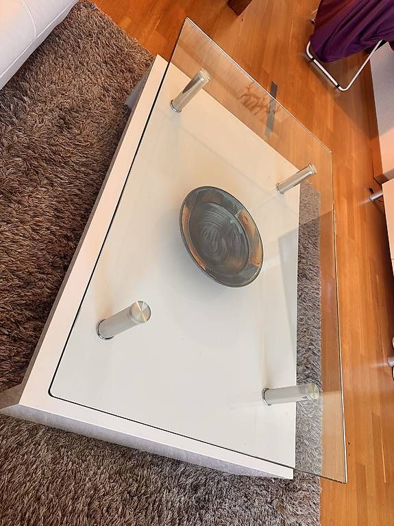 Tables: Couchtisch – D'occasion à Reinach BL par keboe19 3