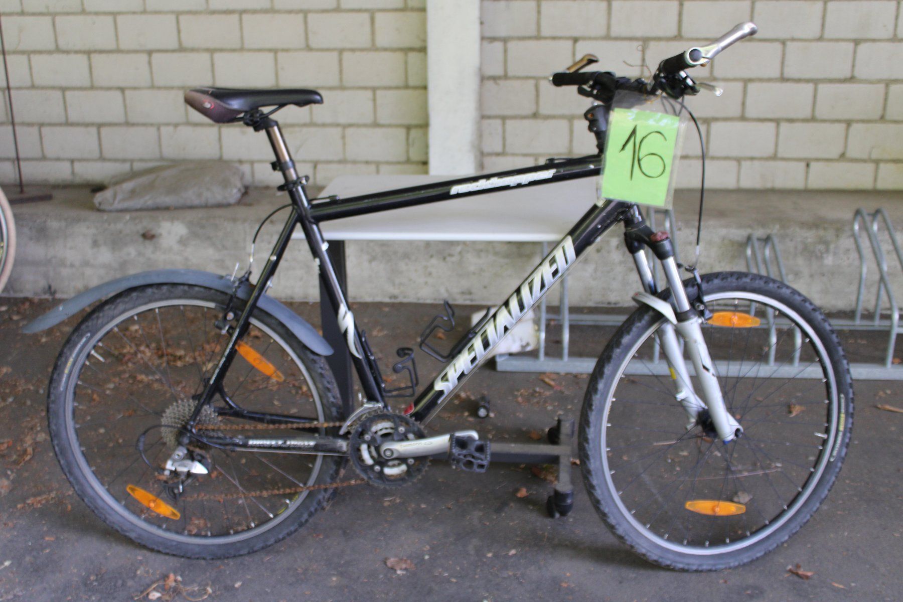 Vélos: Velo 16 MTB – Défectueux à Winterthur par VeloordnungFundbuero