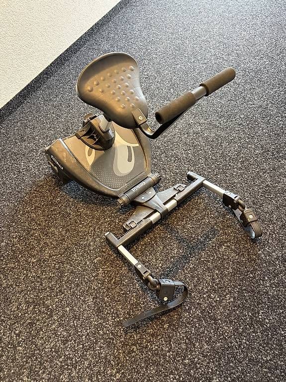 Carrozzine: Kinderwagen Mitfahrbrett – Usato da Siselen BE venduto da Yvonne21