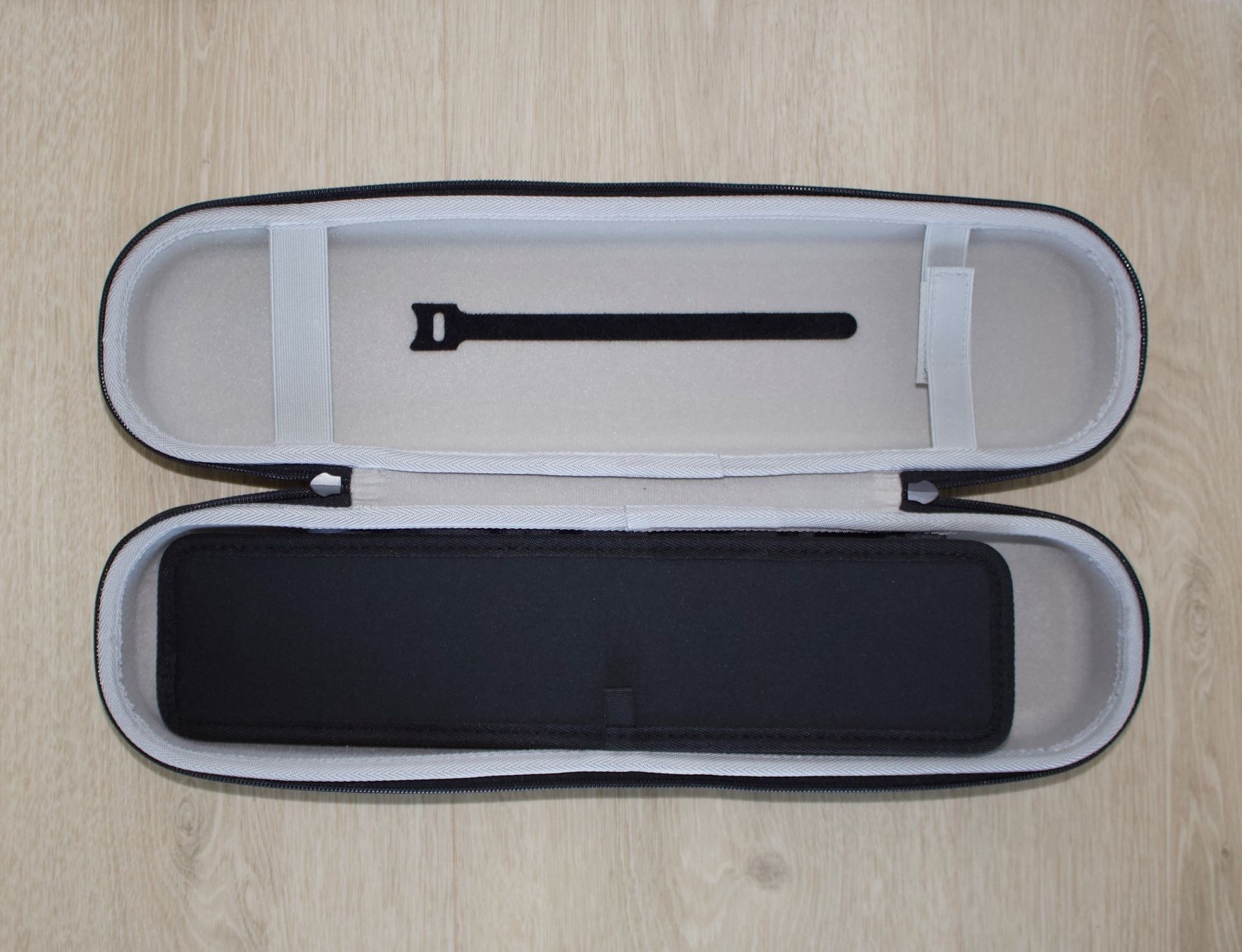 Dyson Fers à boucler & lisser: Dyson Airwrap Tasche neu – Neuf (Voir description) à Neerach par irasan